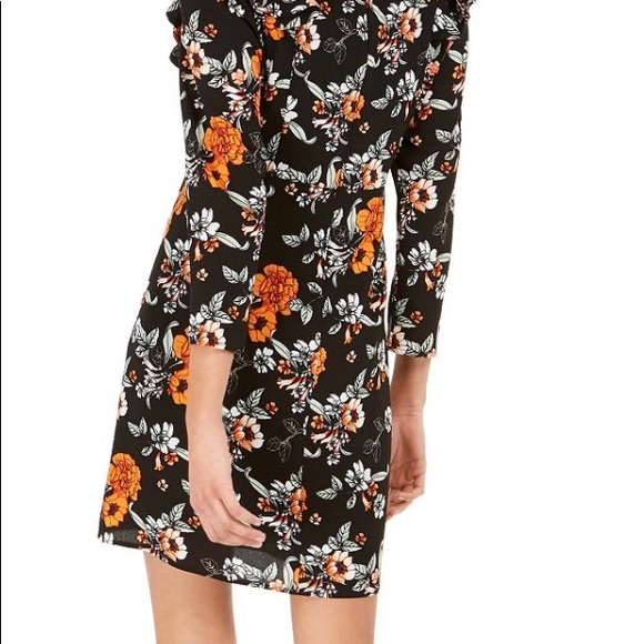 Dress - Picture 2 of 7